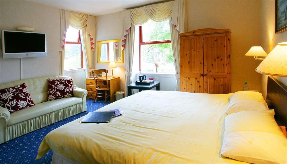 Ilkley Riverside Hotel ภายนอก รูปภาพ