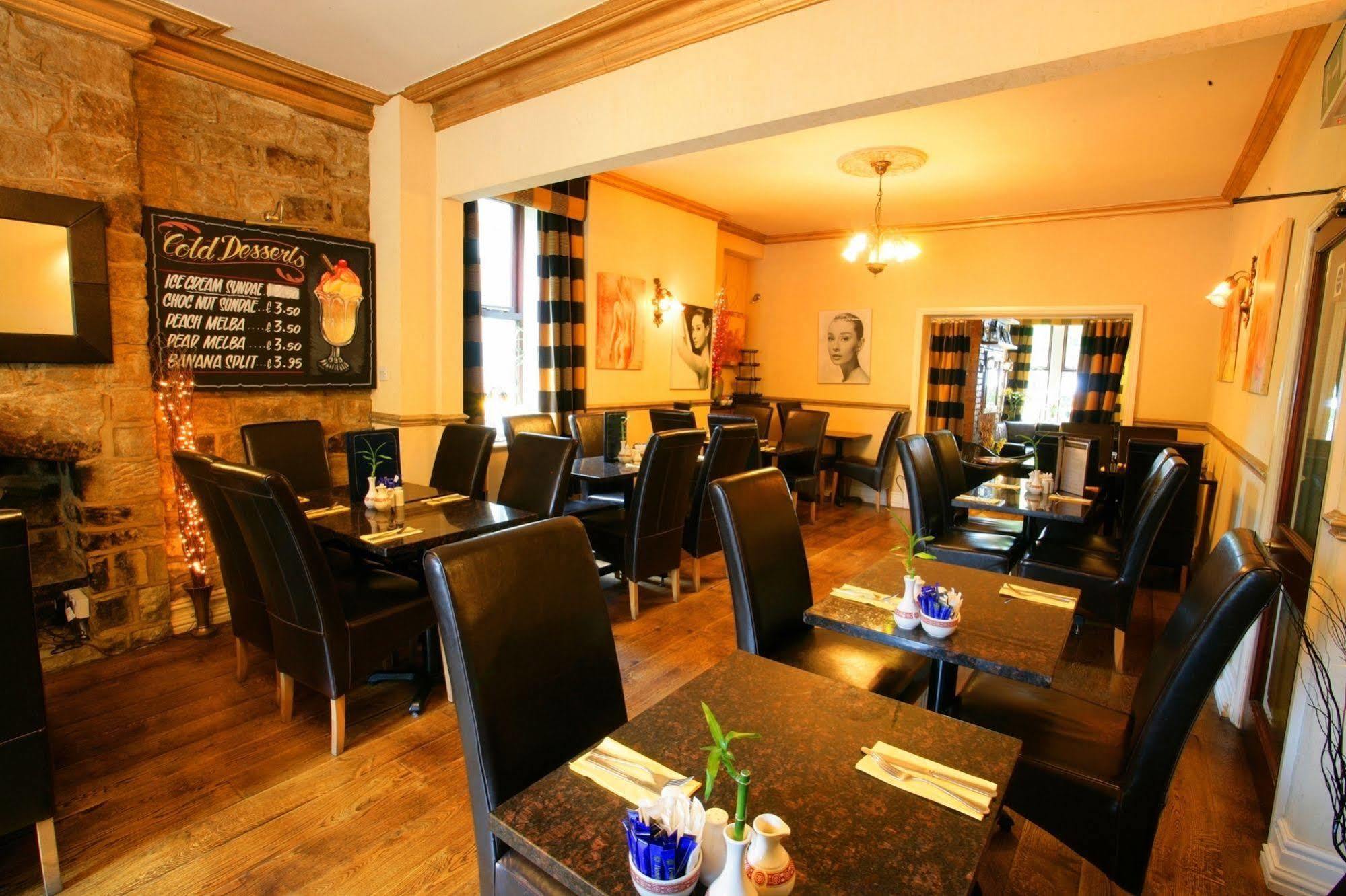 Ilkley Riverside Hotel ภายนอก รูปภาพ