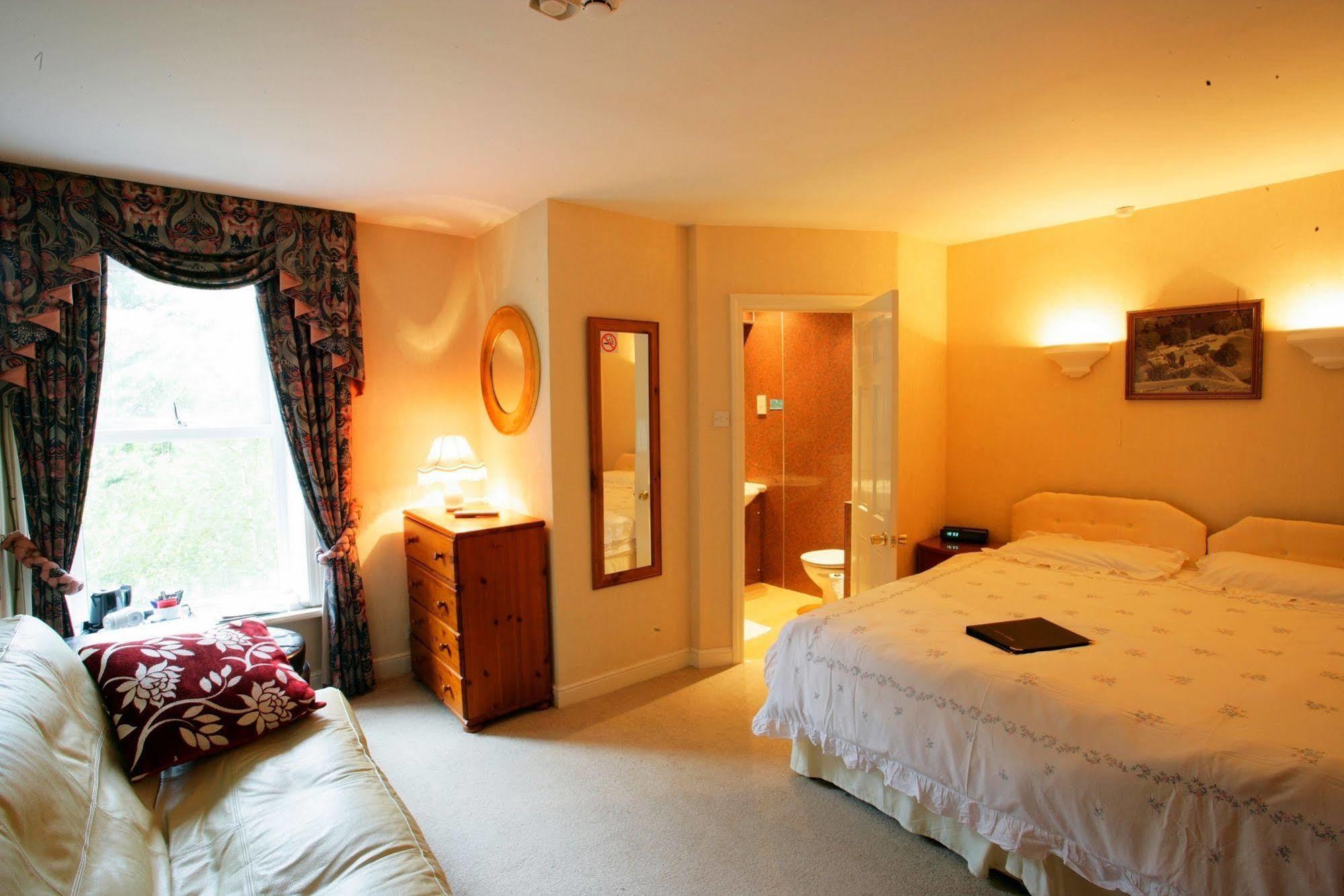 Ilkley Riverside Hotel ภายนอก รูปภาพ