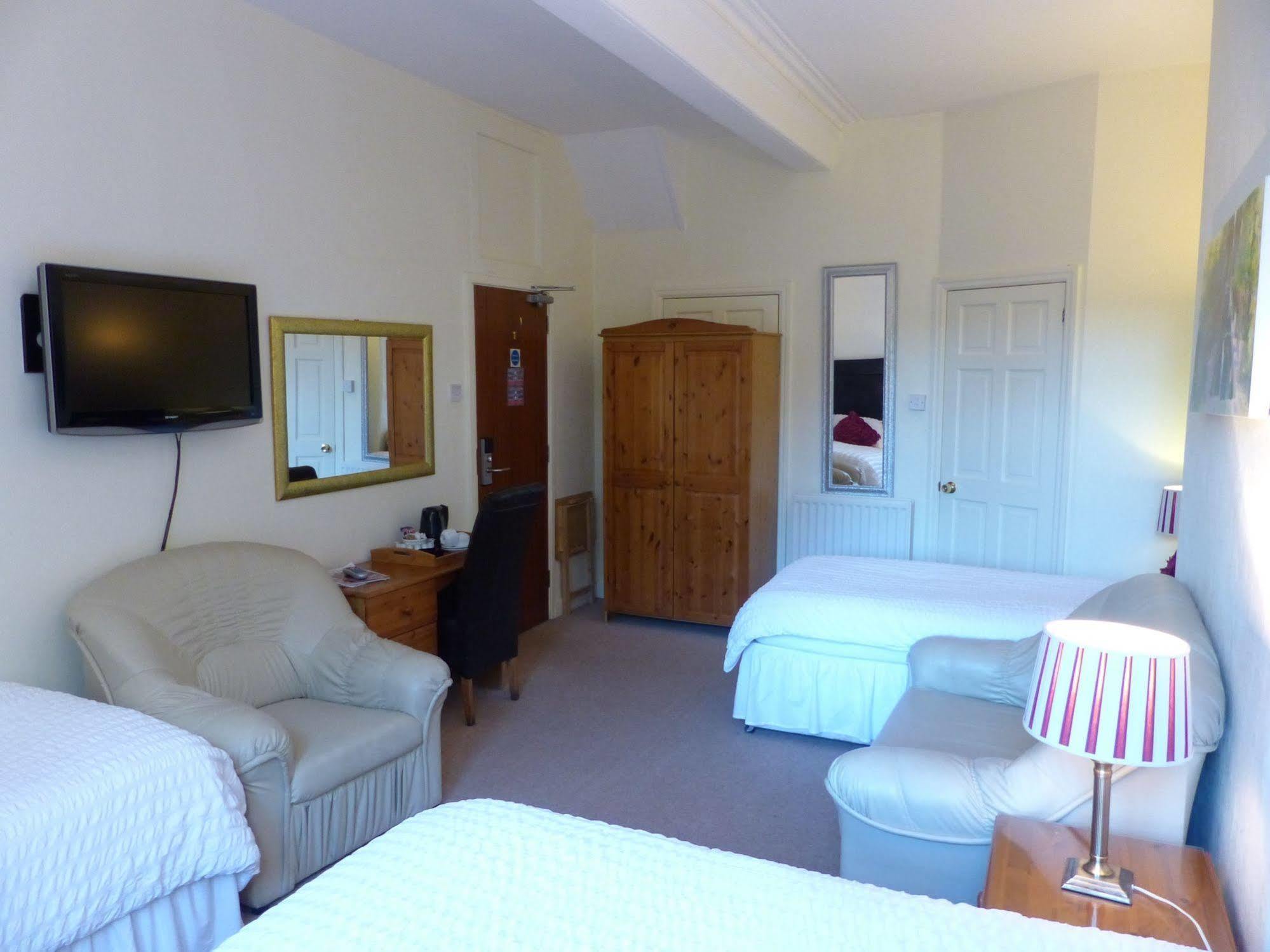 Ilkley Riverside Hotel ภายนอก รูปภาพ