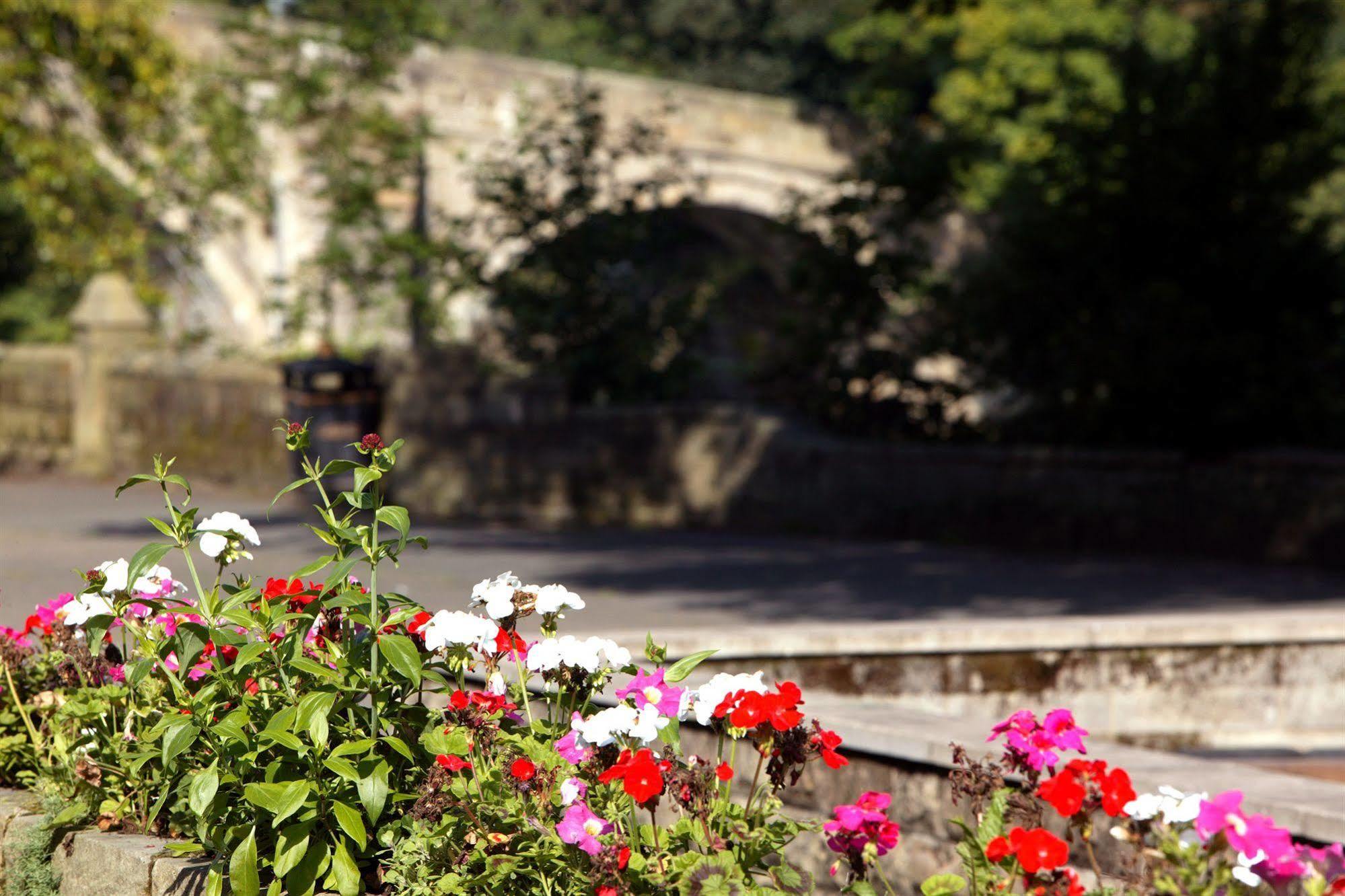 Ilkley Riverside Hotel ภายนอก รูปภาพ