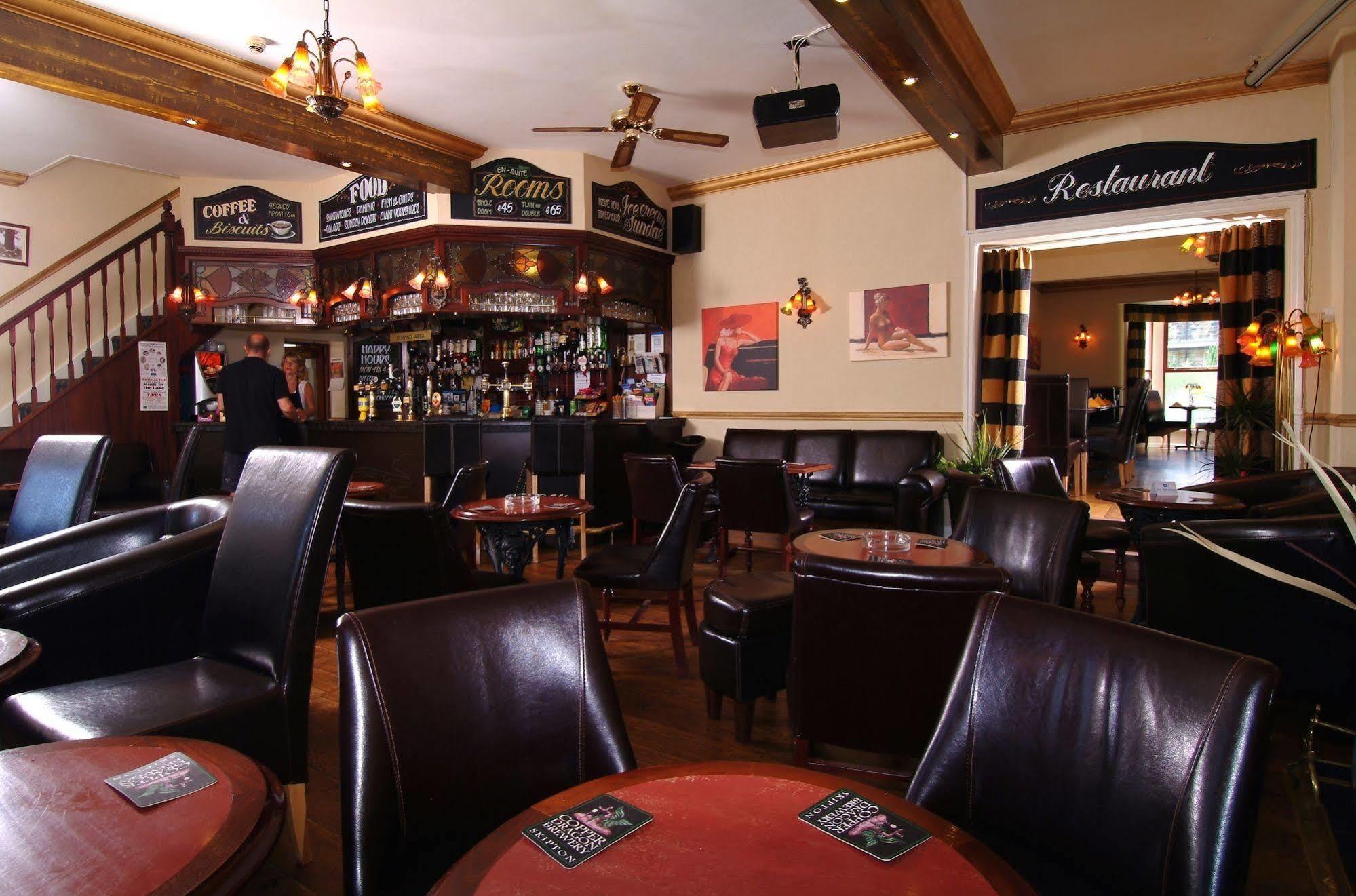 Ilkley Riverside Hotel ภายนอก รูปภาพ